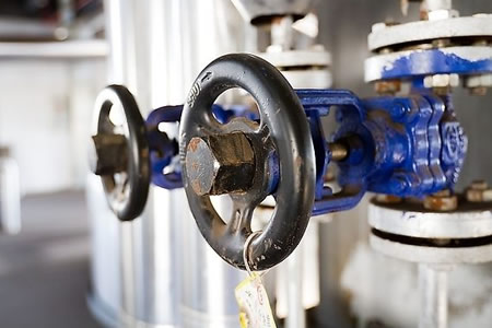 傳(chuan)統産業環境對閥(fá)門企業的局限與(yu)阻力